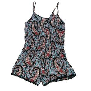 Annianna Women's Jumpsuit Shorts open on Back Size Medium Paisley Print